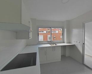 Kitchen of Flat for sale in  Madrid Capital