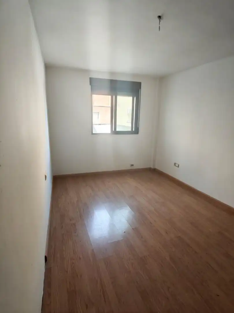Schlafzimmer von Wohnung zum Verkauf in La Zubia mit Abstellraum und Balkon