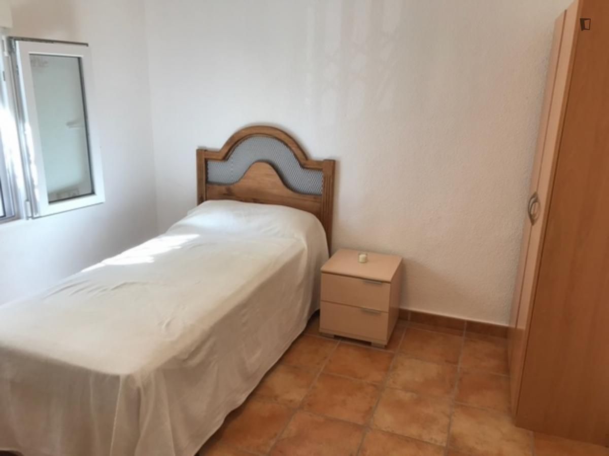 Dormitori de Apartament per a compartir en  Murcia Capital amb Aire condicionat, Calefacció i Moblat
