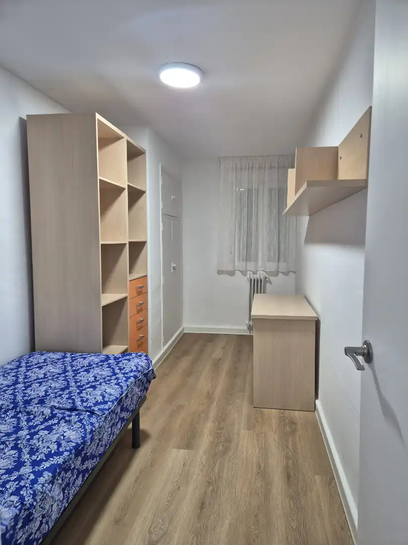 Schlafzimmer von Wohnung zur Miete in Granada mit Heizung, Möbliert und Waschmaschine