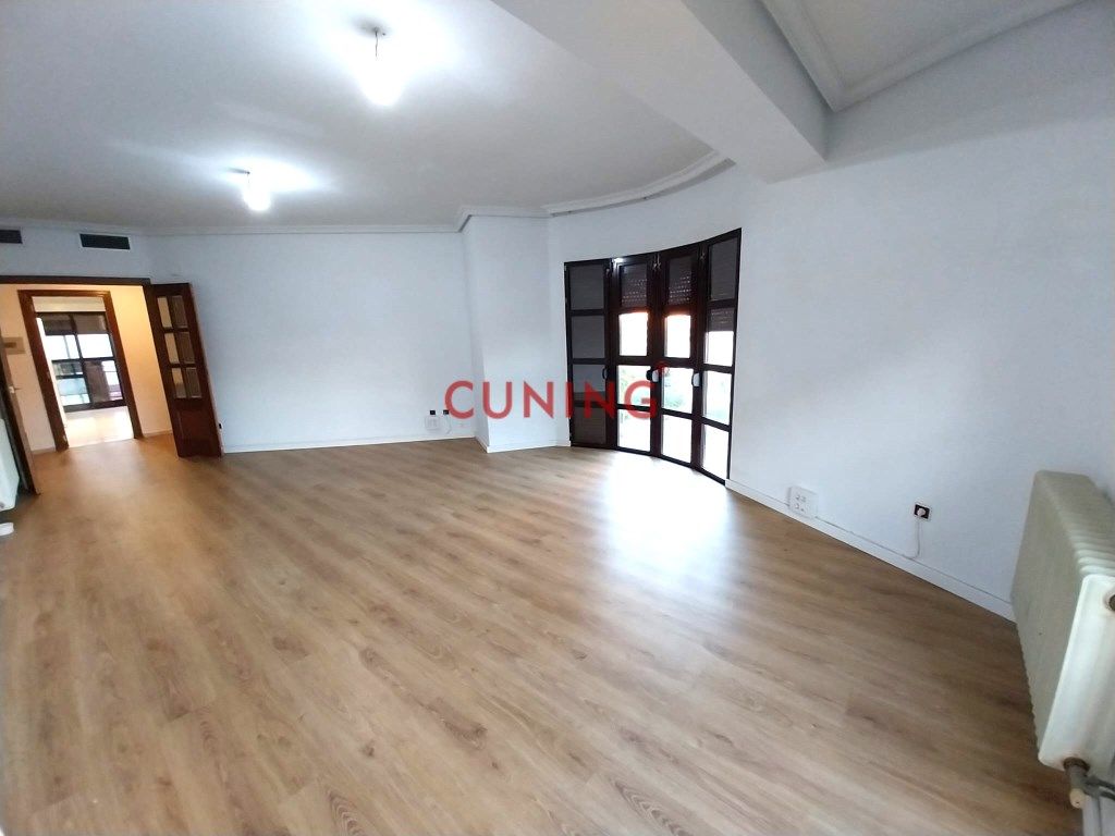 Flat for sale in Cáceres Capital  with Air Conditioner