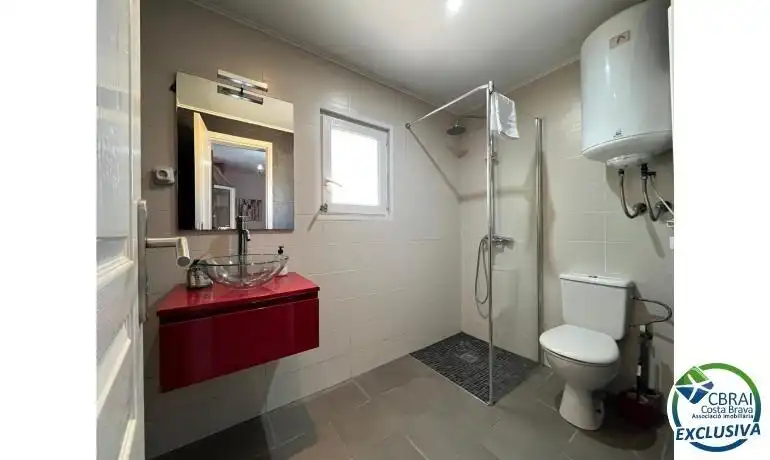 House with pool for sale in Calle MONTSENY, imagen 11