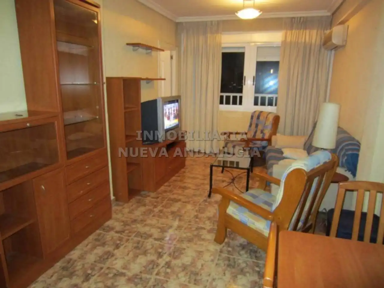 Sala de estar de Piso de alquiler en Almería con Calefacción y Amueblado