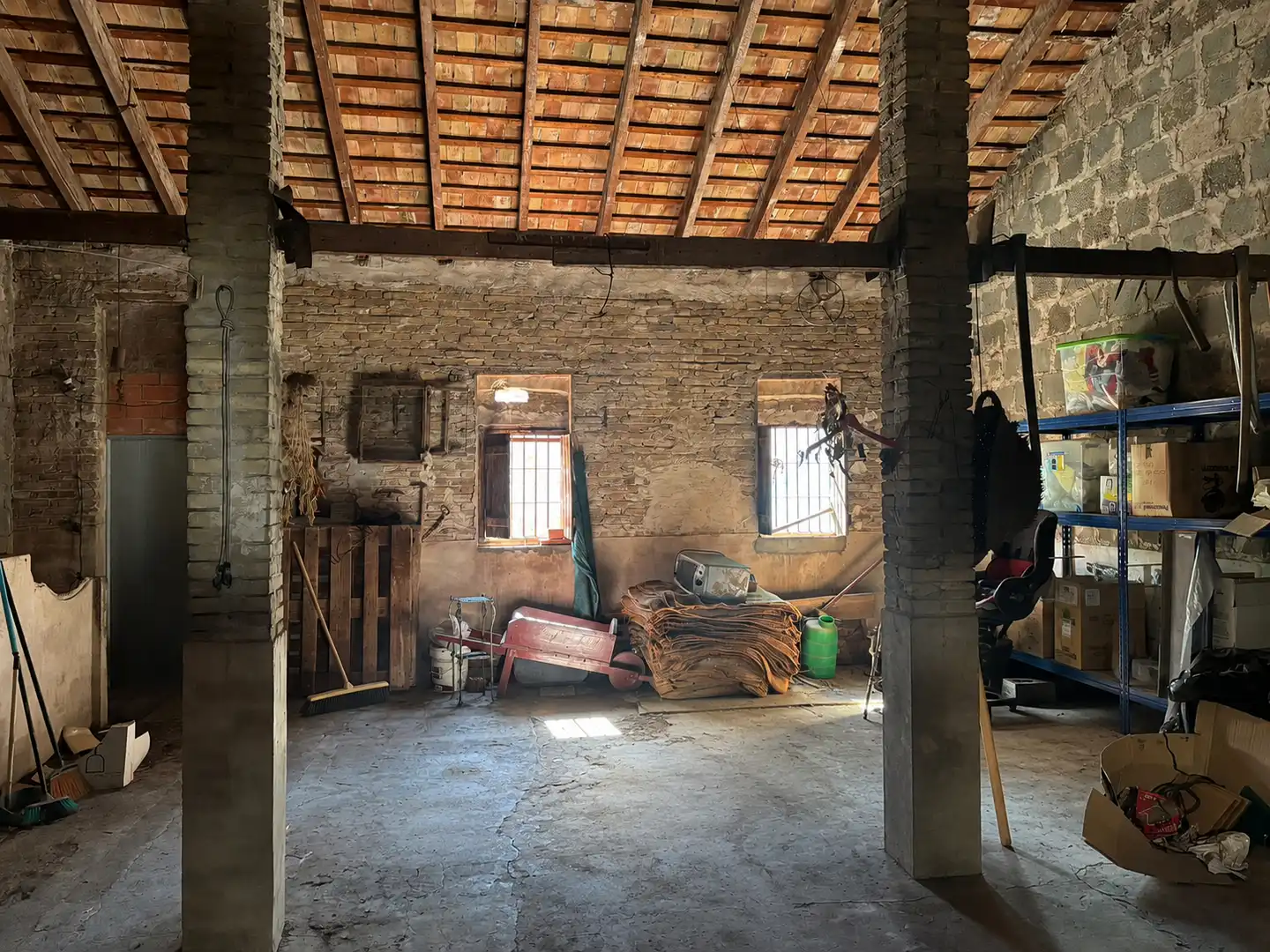 Einfamilien-Reihenhaus zum Verkauf in Valencia mit Klimaanlage, Terrasse und Abstellraum