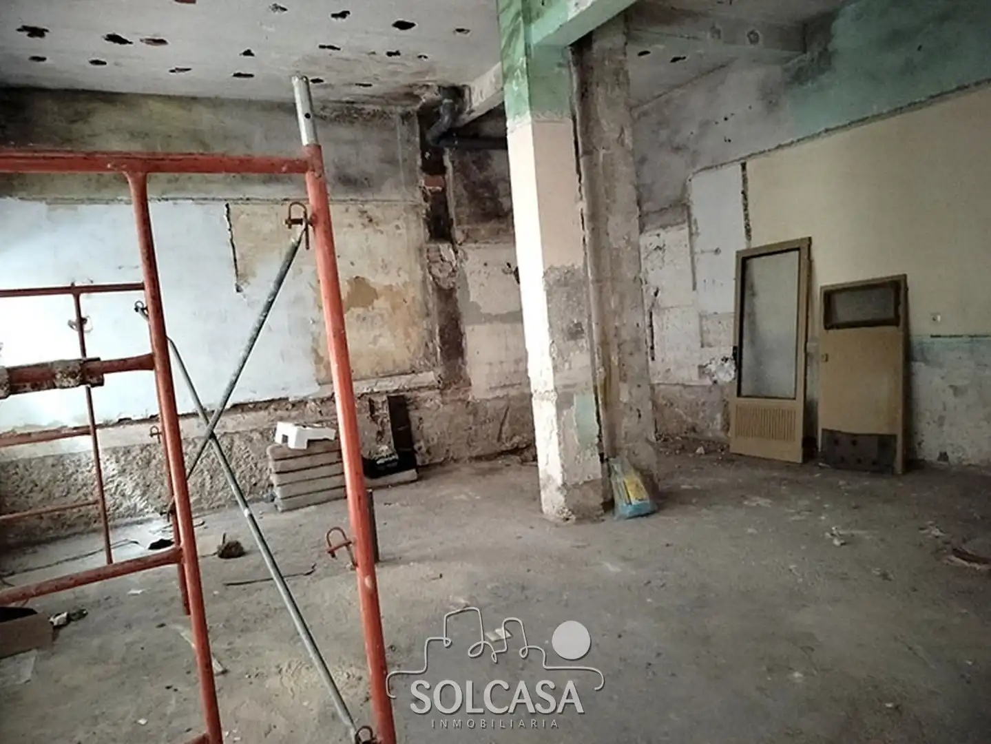 Local comercial en venda a Calle Villanubla 4, imagen 2