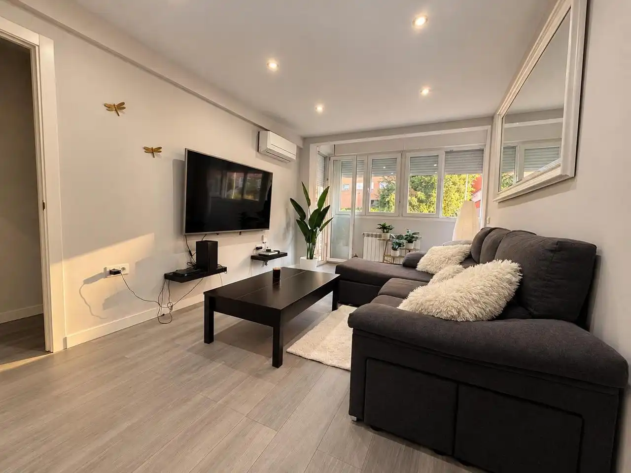 Wohnzimmer von Wohnung zur Miete in Fuencarral - El Pardo