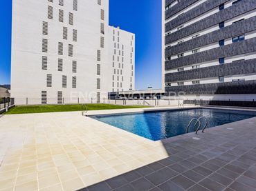 Attico con balcone in vendita a Olof Palme