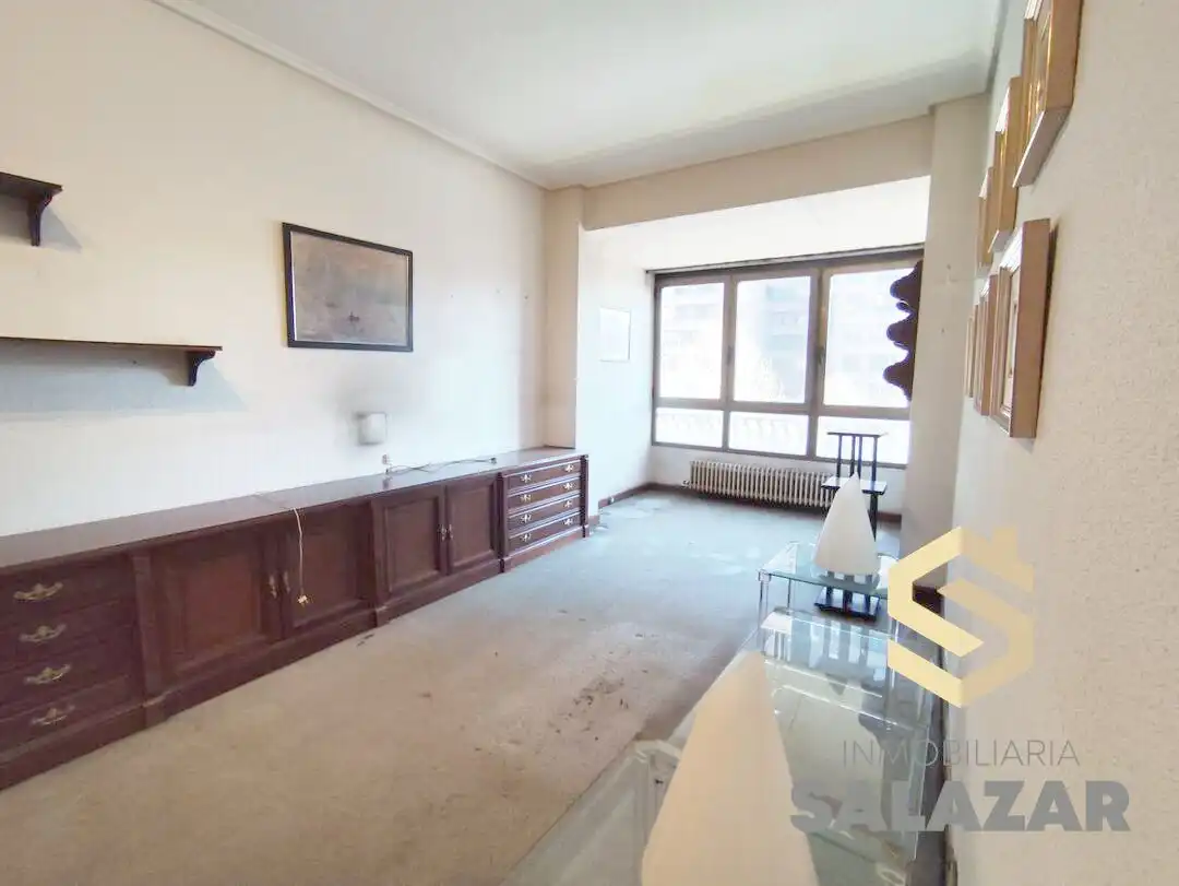 Wohnzimmer von Wohnung zum Verkauf in Bilbao  mit Heizung