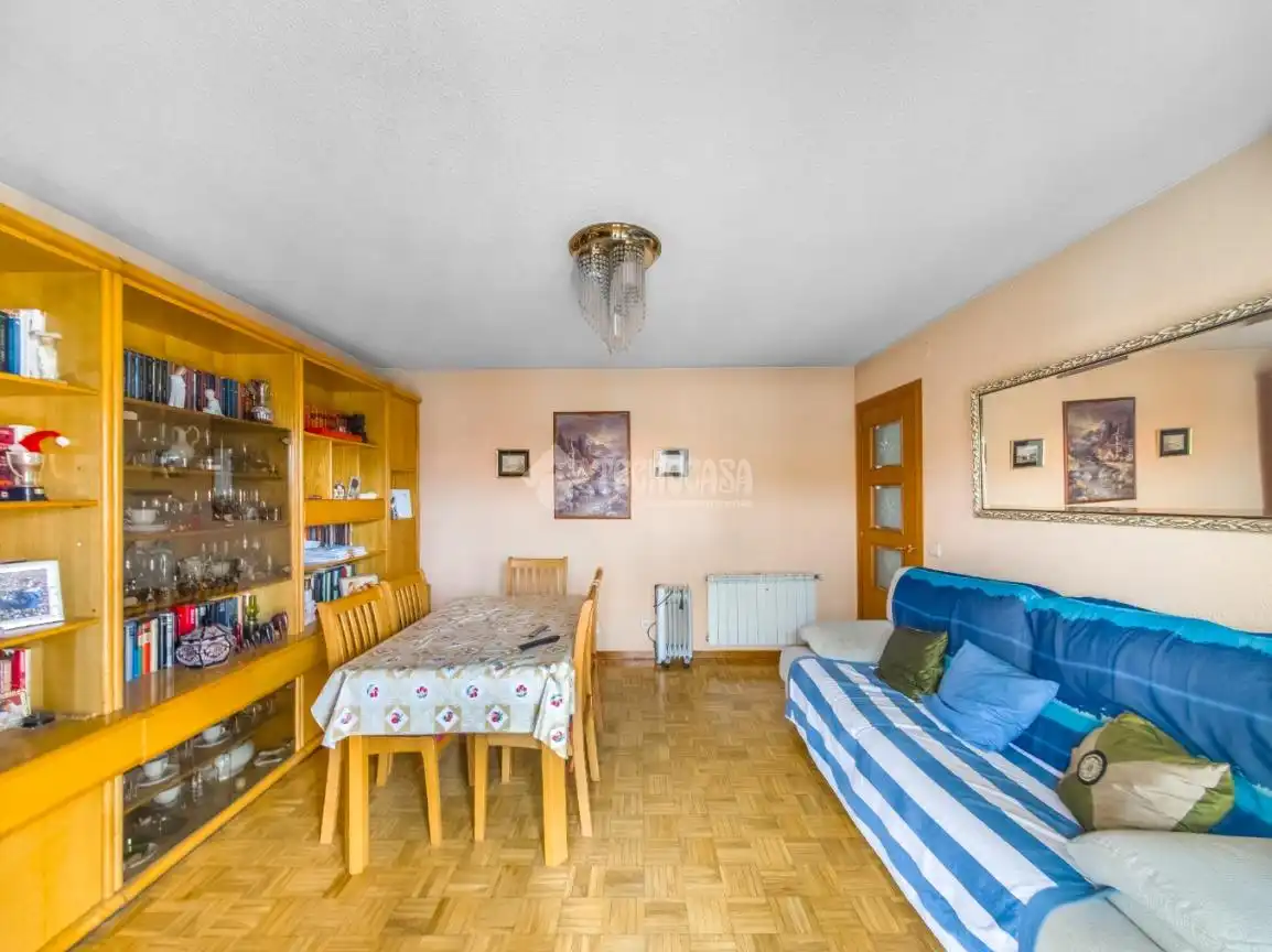 Flat with lift for sale in Calle Hermanos Machado, imagen 5