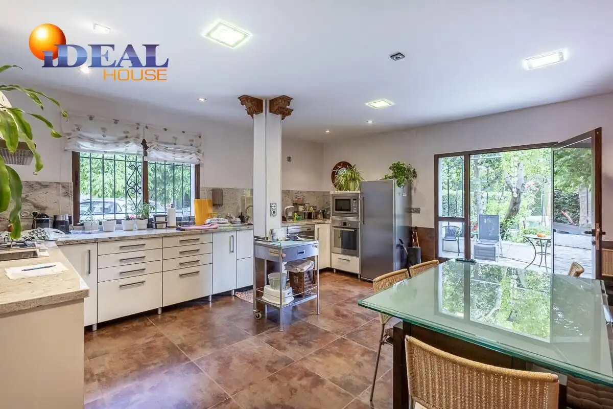 Villa con piscina in vendita a Huétor Vega, imagen 19