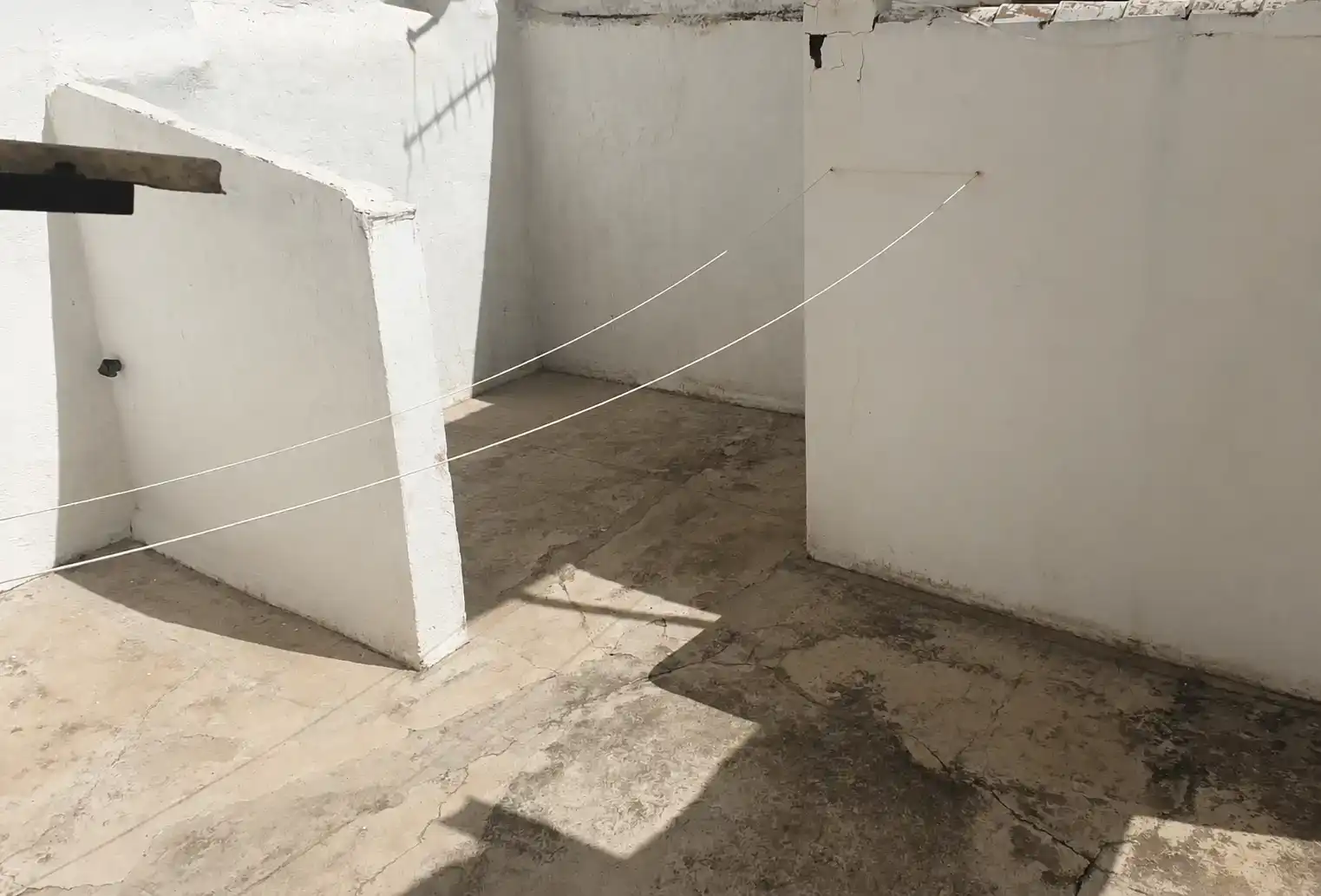 Vista exterior de Casa adosada en venda en Valle de Abdalajís amb Balcó