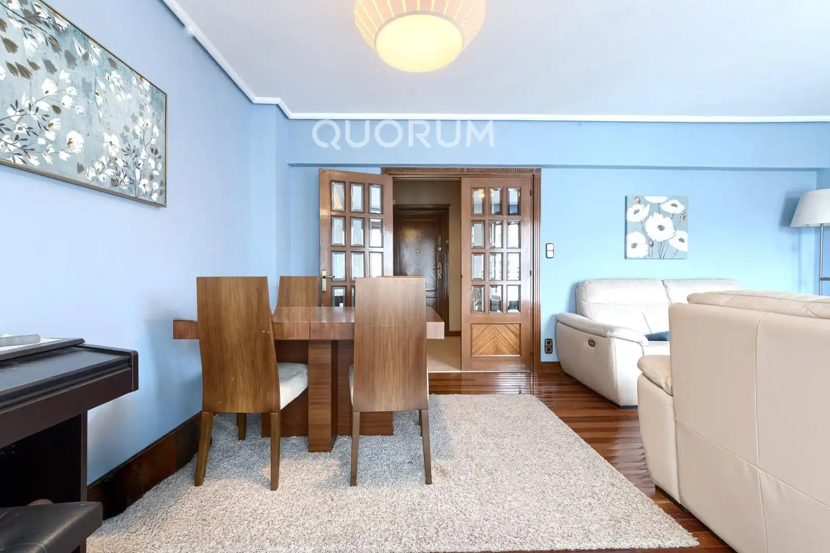Comedor de Piso en venta en Basauri  con Calefacción, Terraza y Balcón
