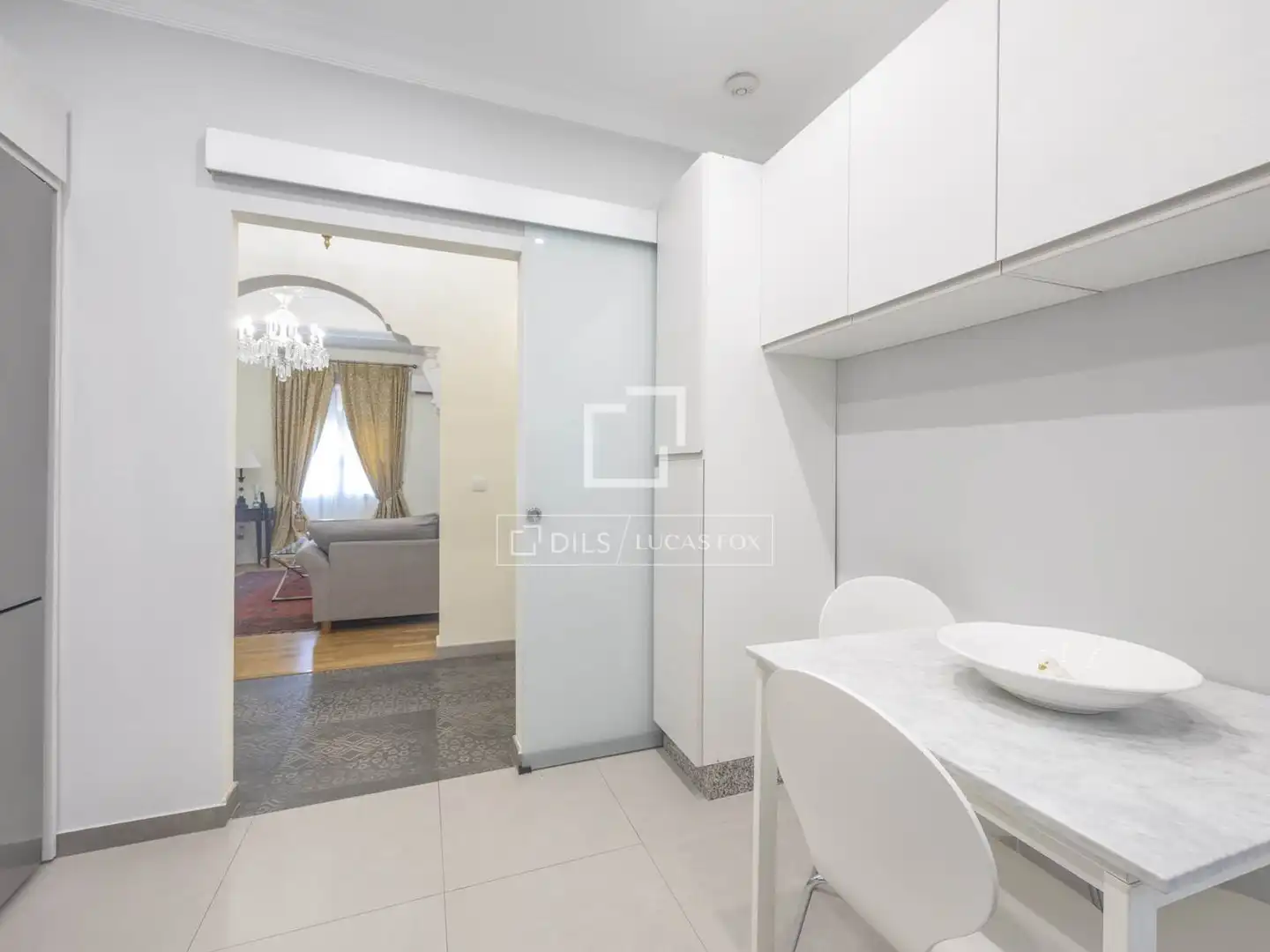Flat for rent in Valencia  with Air Conditioner, Parquet flooring and Furnished