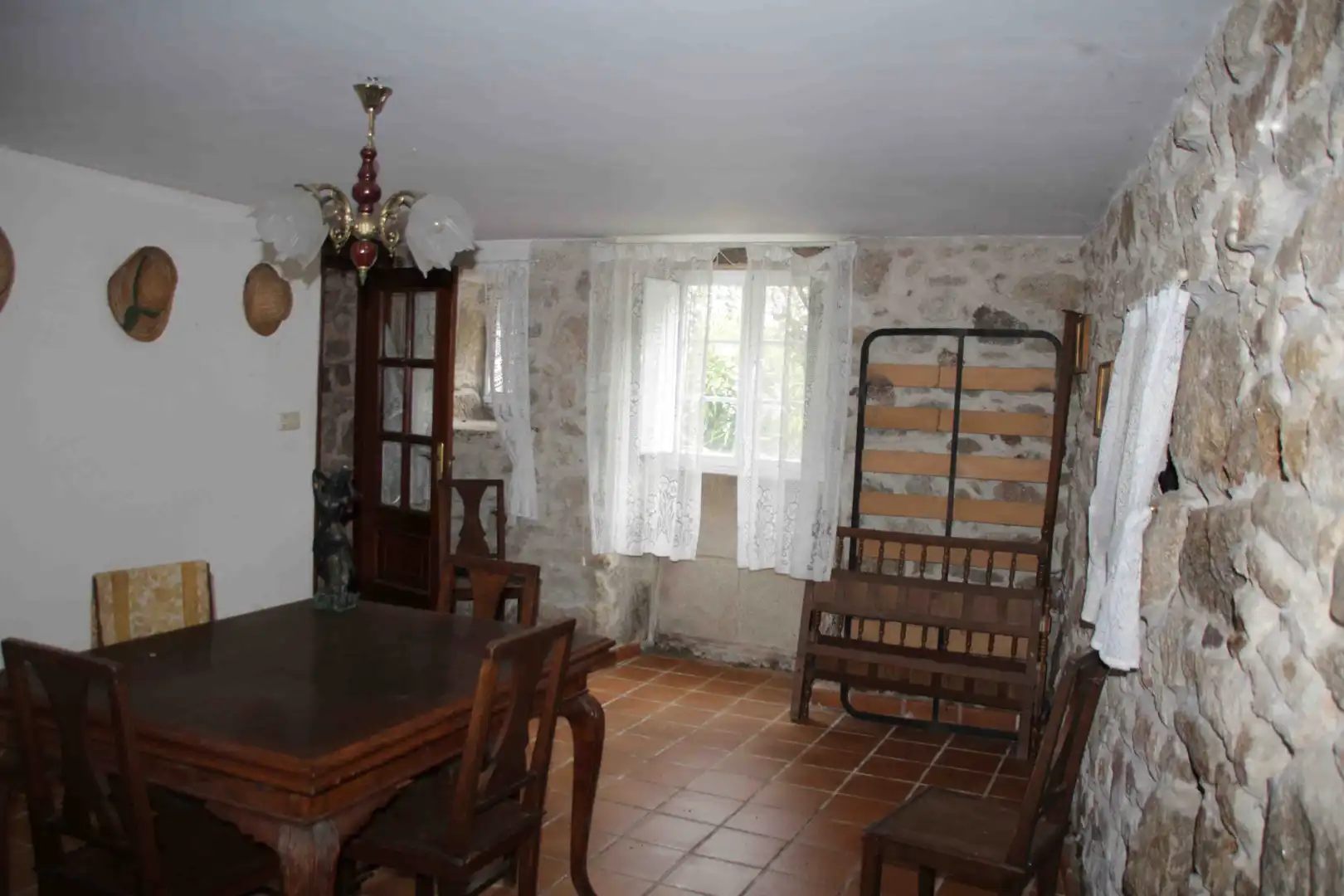 Esszimmer von Einfamilien-Reihenhaus zum Verkauf in Padrón