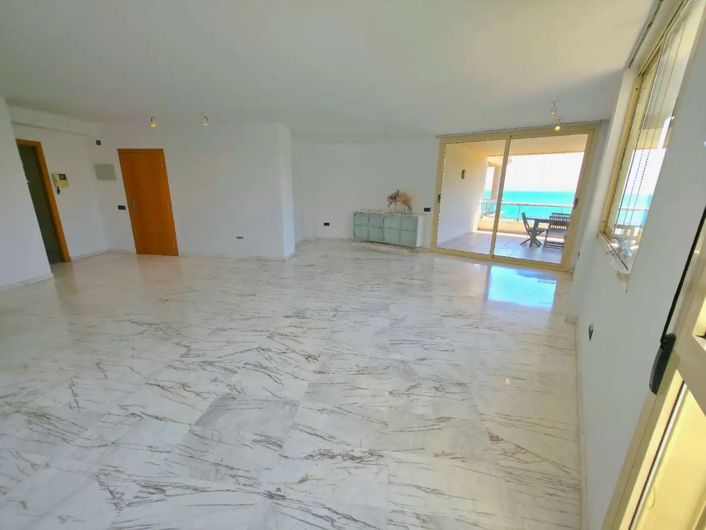 Living room of Flat for rent in Eivissa  with Air Conditioner, Heating and Terrace