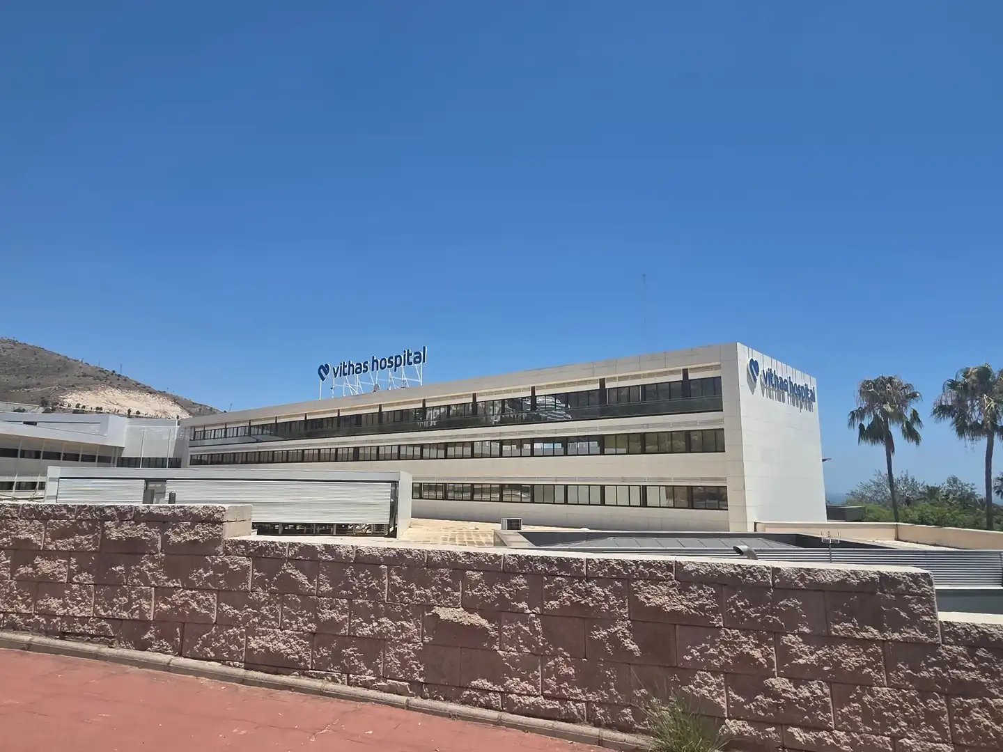 Außenansicht von Wohnung zur Miete in Benalmádena mit Klimaanlage, Terrasse und Möbliert