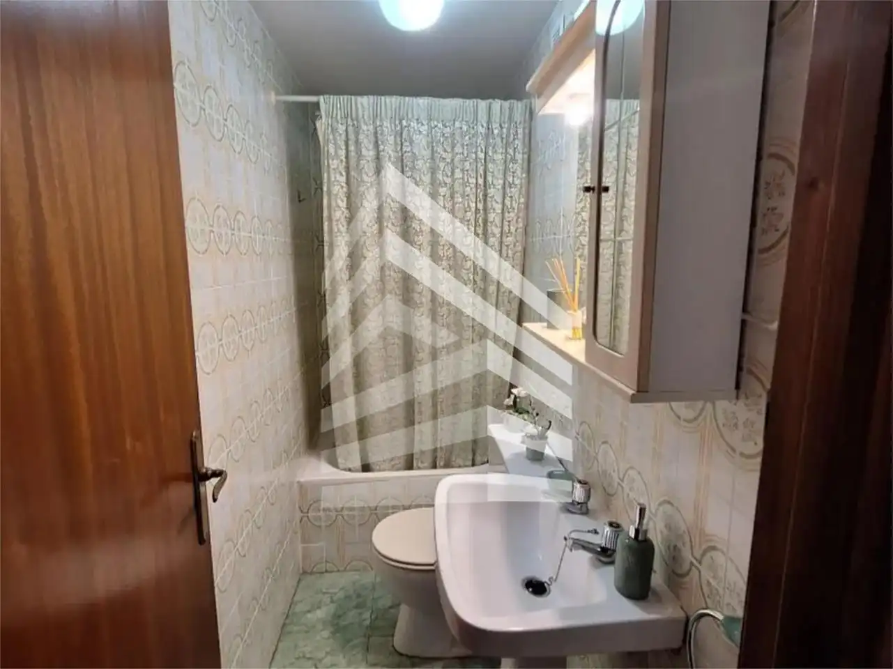 Bathroom of Flat for sale in Barcelona  with Air Conditioner, Heating and Terrace