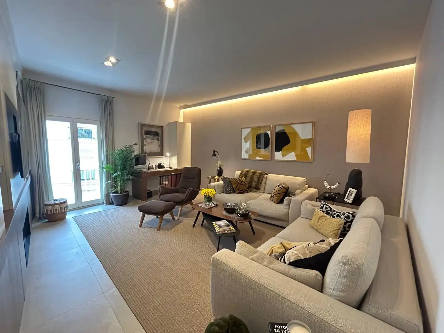 Living room of Flat for sale in  Cádiz Capital  with Air Conditioner, Terrace and Furnished
