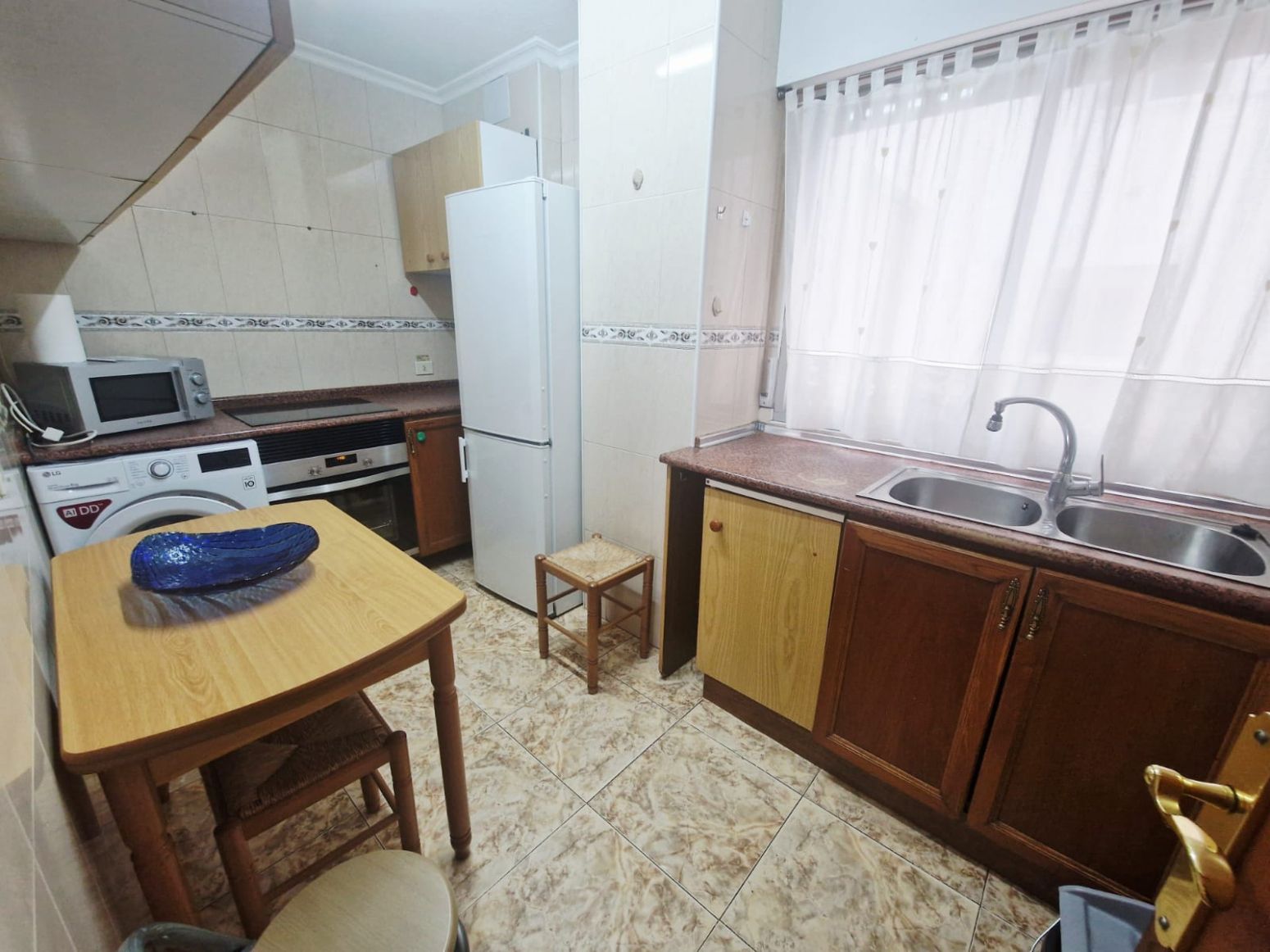 Kitchen of Flat for sale in Avilés  with Heating, Parquet flooring and Terrace