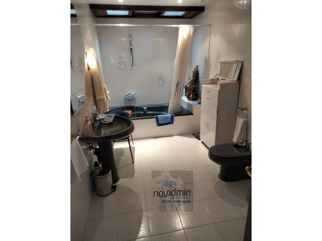 Casa-chalet en Venta en Avinguda les Garrigues, 10 en Alfés