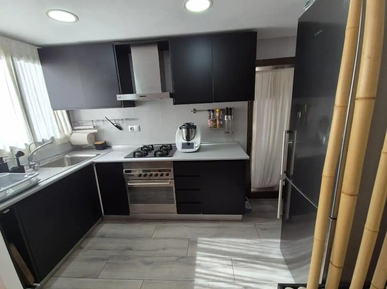 Appartement compact à vendre à Pueblo - Urbanizaciones, imagen 3