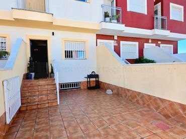 Reihenhaus zum Verkauf in Calle Valle de Arán