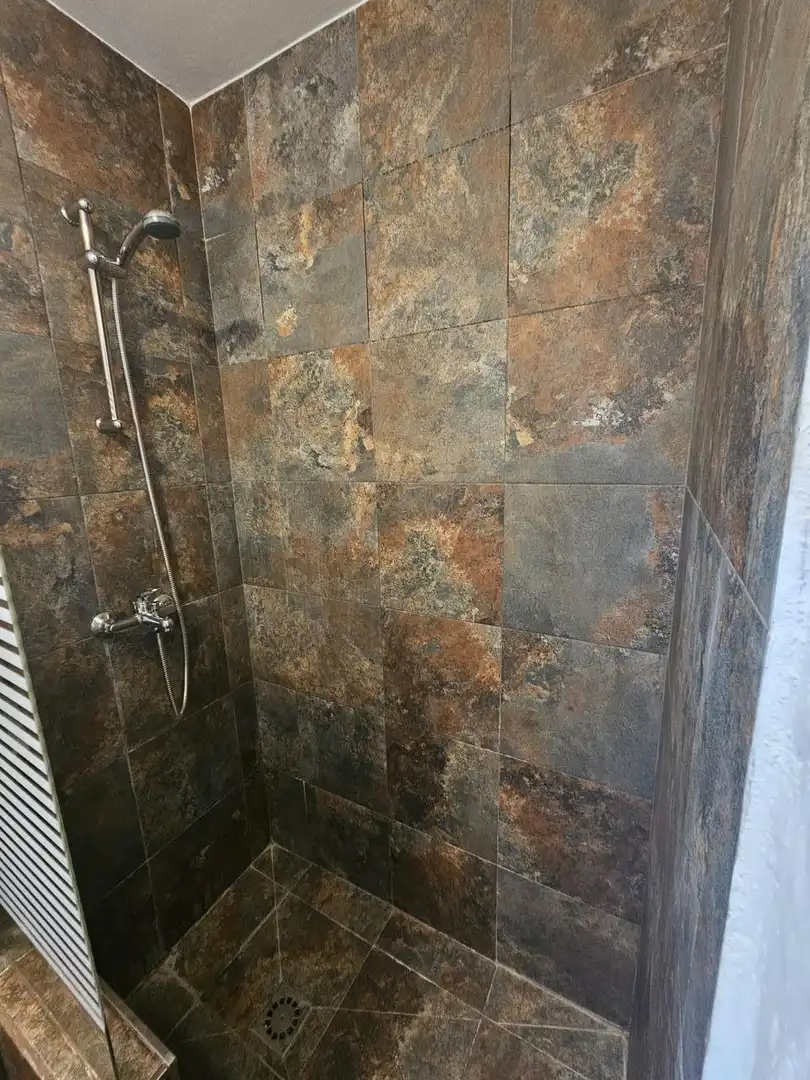 Ground floor for rent in Calle Volga, El Rocío - La Milagrosa