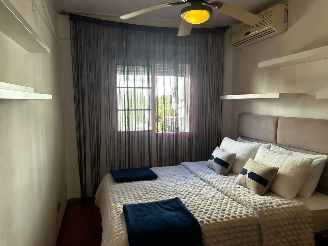 Habitación de Casa adosada en venta en Campo de Mijas