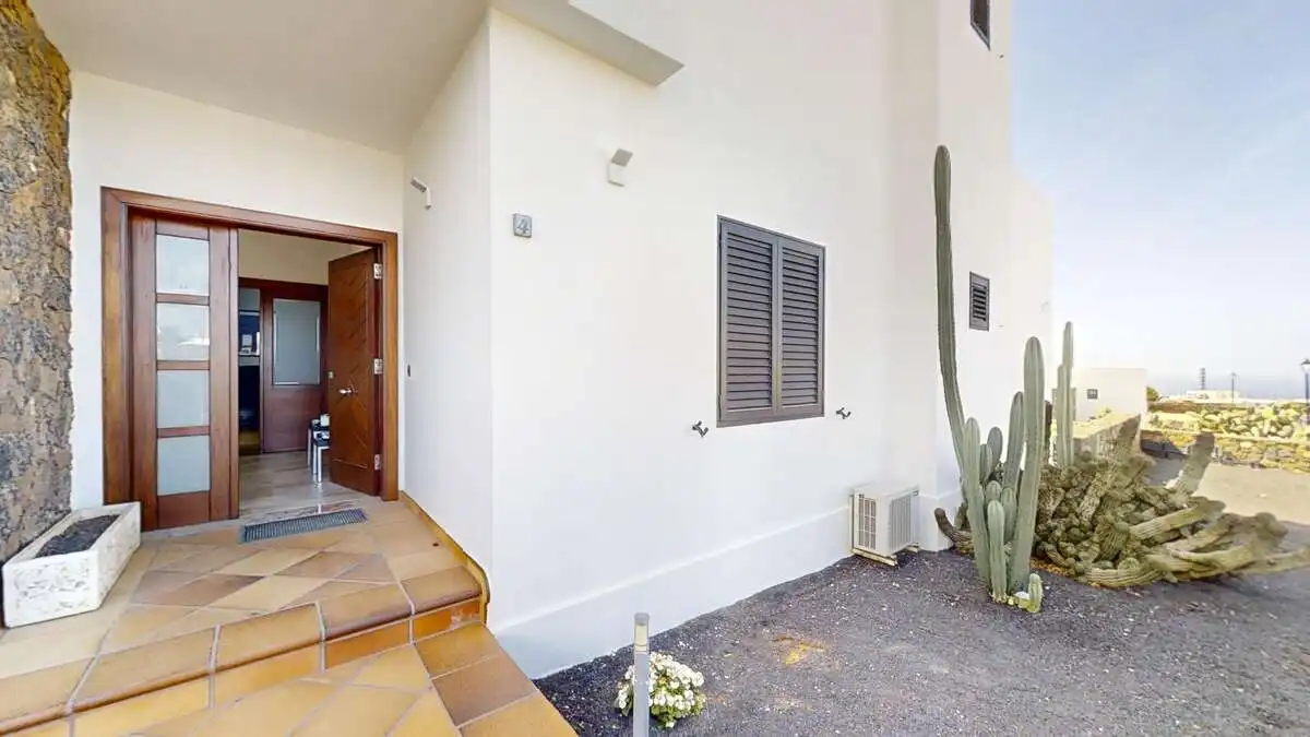 Casa o xalet en venda en Yaiza amb Aire condicionat, Jardí privat i Traster