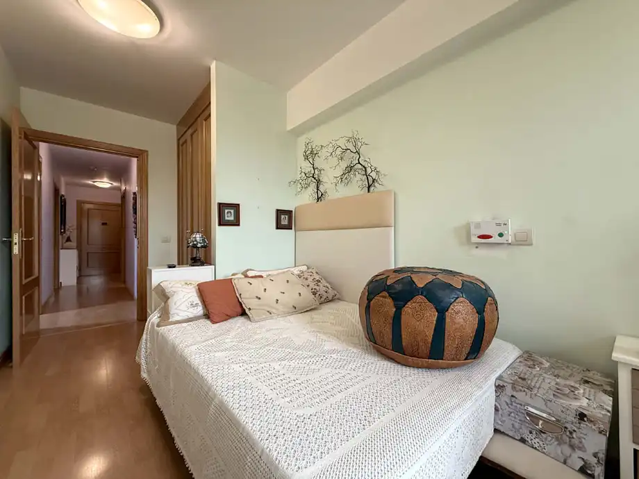 Habitación de Piso en venta en Vitoria - Gasteiz con Calefacción, Trastero y Amueblado