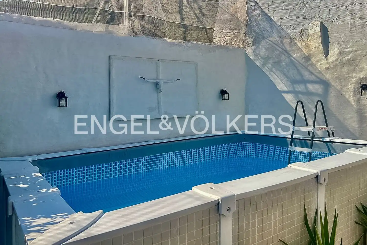 Piscina de Casa adosada en venda en Gilet amb Calefacció, Terrassa i Piscina