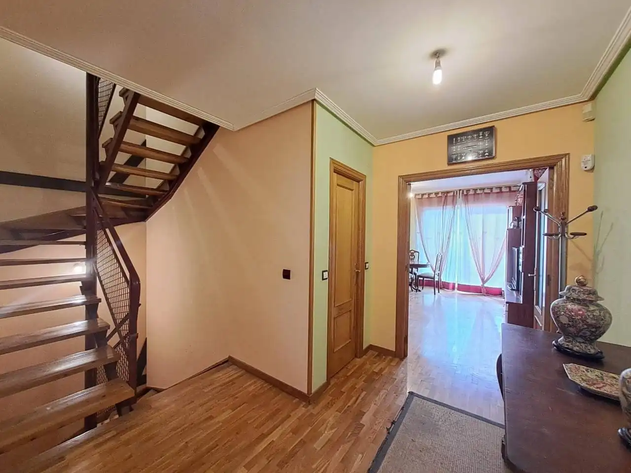 Casa o xalet en venda en Burgos amb Calefacció, Jardí privat i Parquet