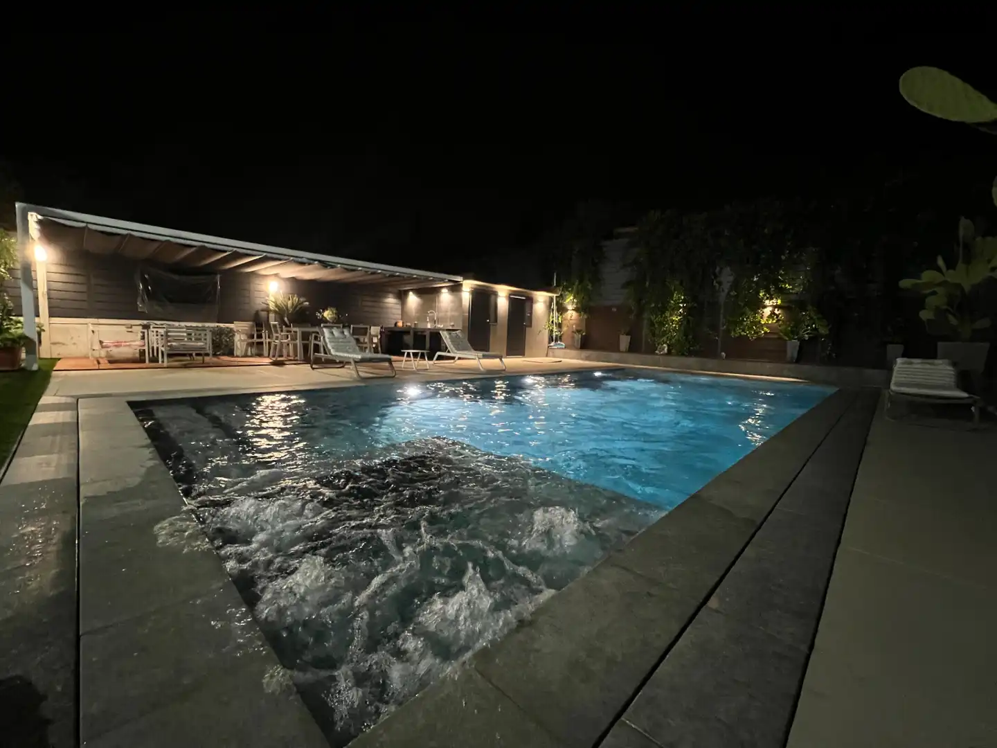 Piscina de Casa o xalet en venda en Rivas-Vaciamadrid amb Aire condicionat, Calefacció i Jardí privat