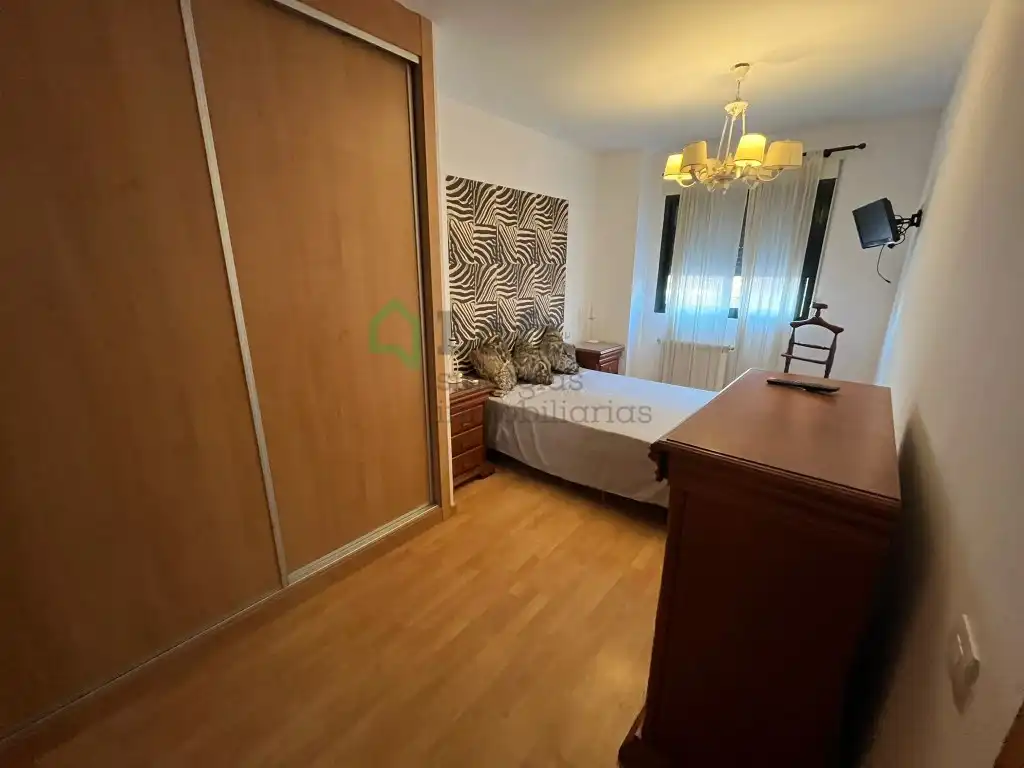 Bedroom of Flat for rent in Badajoz  with Furnished