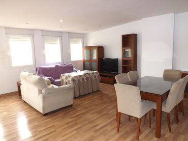 Penthouse with lift for sale in Plaza Era Baja 16