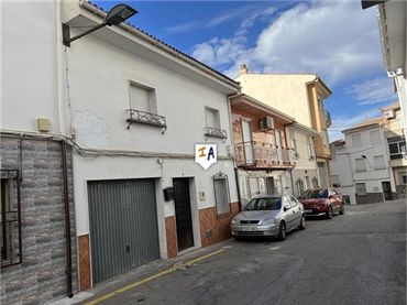 Adossat en venda a Castillo de Locubín