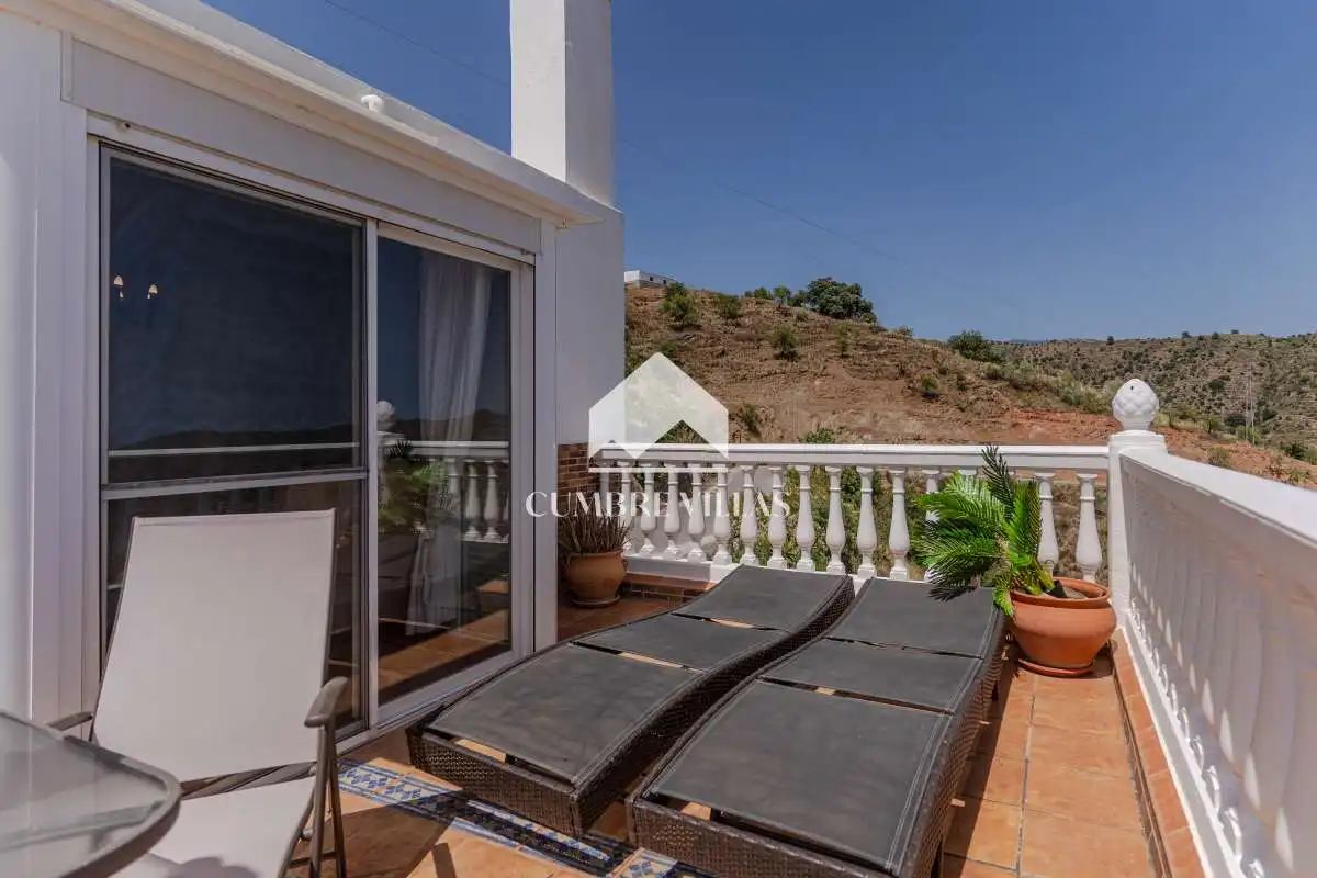 Terrassa de Casa o xalet en venda en Lújar amb Jardí privat, Terrassa i Internet