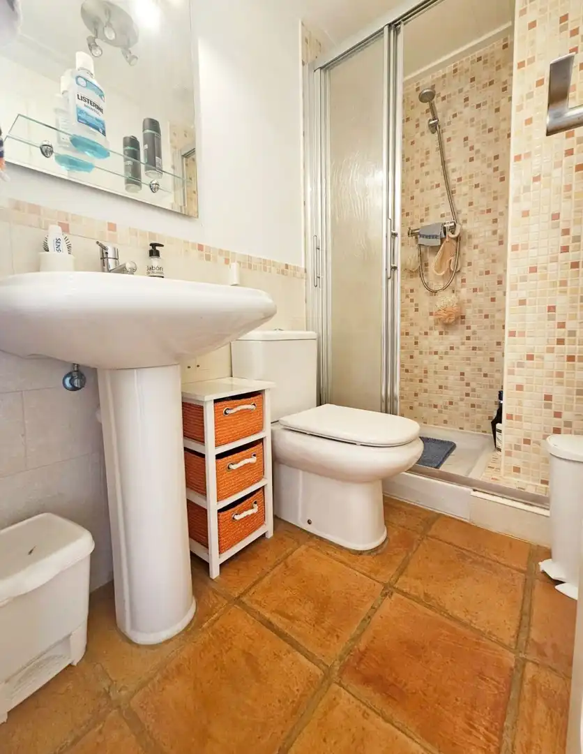 Bathroom of Houses for sale in Polop  with Private garden and Community pool