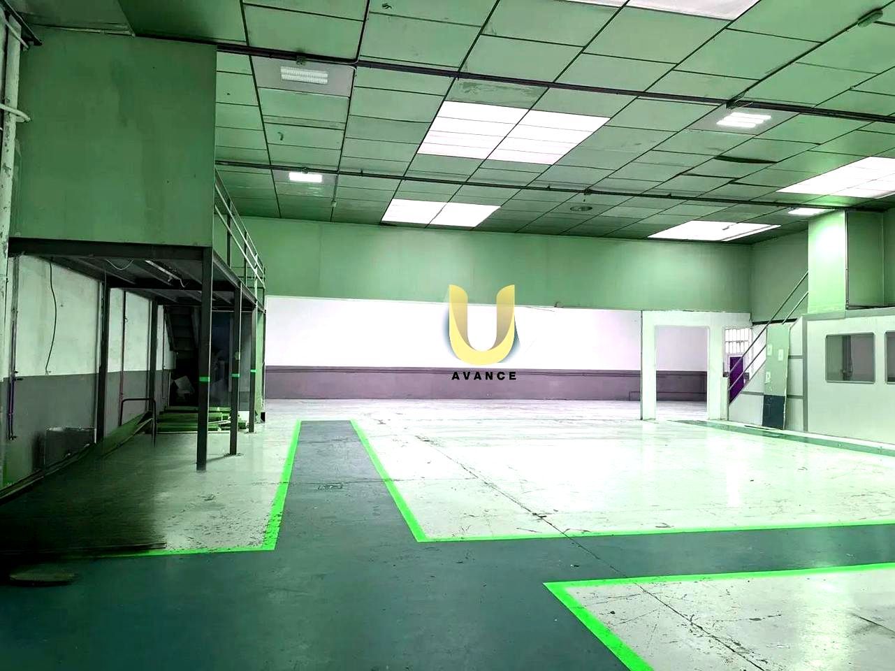 Nave industrial en venta en Fuenlabrada