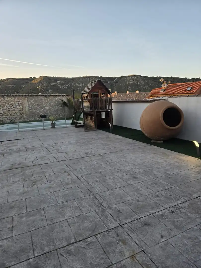 Terrassa de Casa o xalet en venda en Villalbilla amb Aire condicionat, Calefacció i Jardí privat