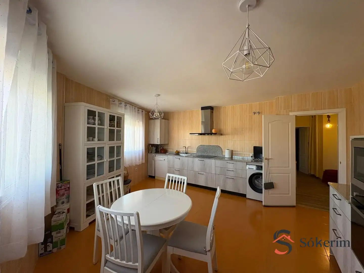 Küche von Wohnung zum Verkauf in Alcabón mit Klimaanlage, Heizung und Privatgarten