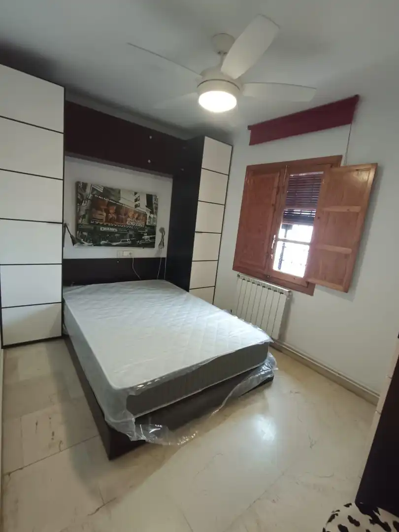 Habitación de Casa adosada de alquiler en Córdoba con Aire acondicionado