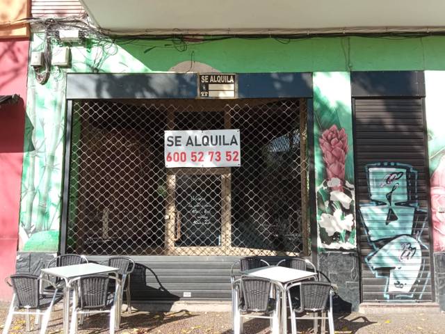 Local comercial en Venta en Calle Asalto, 53 en La Magdalena