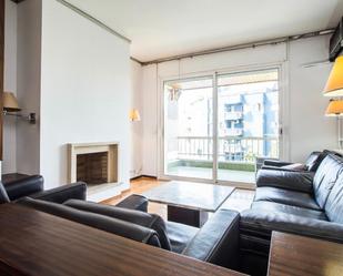 Living room of Apartment for sale in  Barcelona Capital  with Air Conditioner, Terrace and Balcony