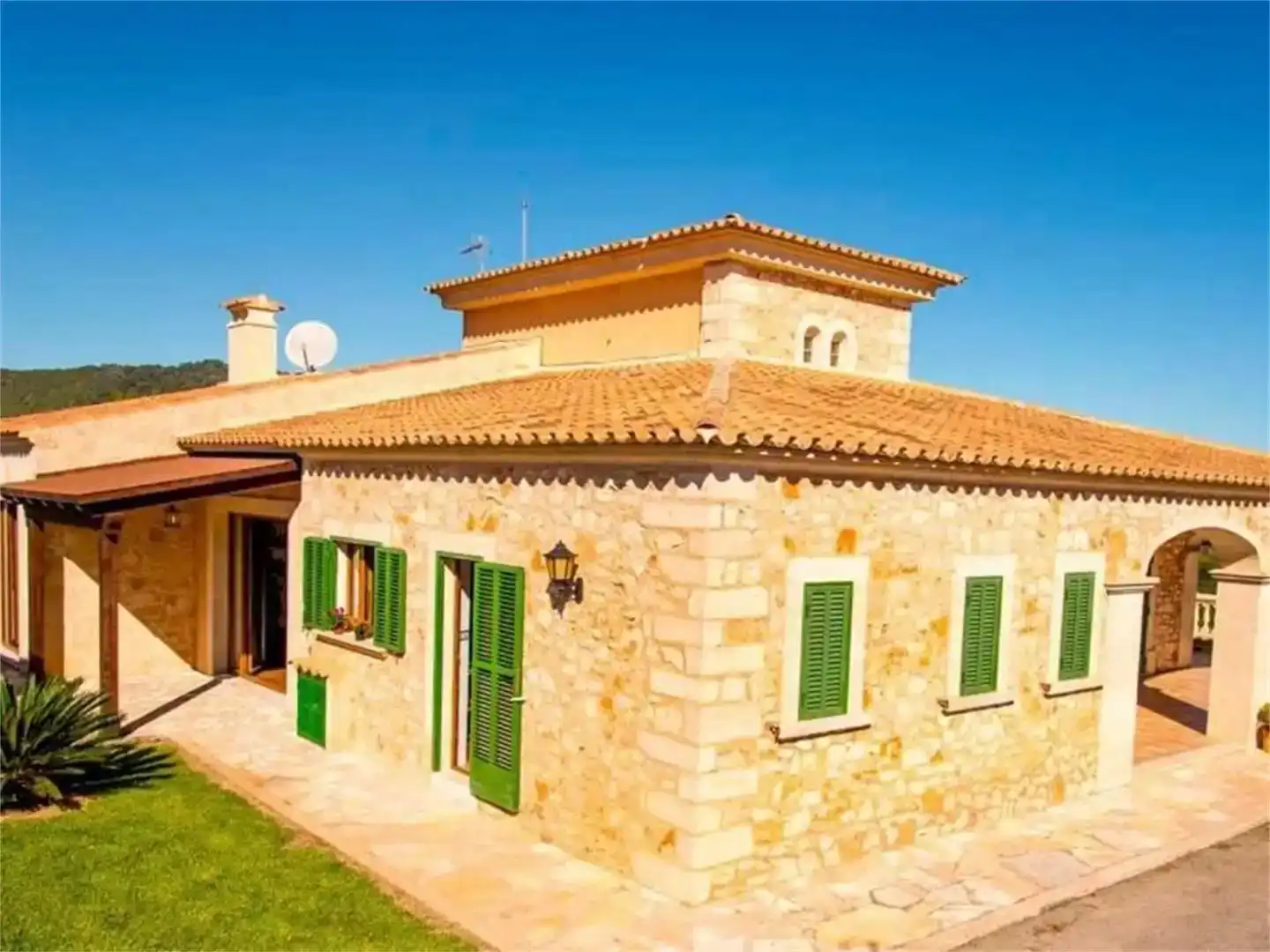 Vista exterior de Casa o chalet de alquiler en Felanitx con Aire acondicionado, Piscina y Balcón
