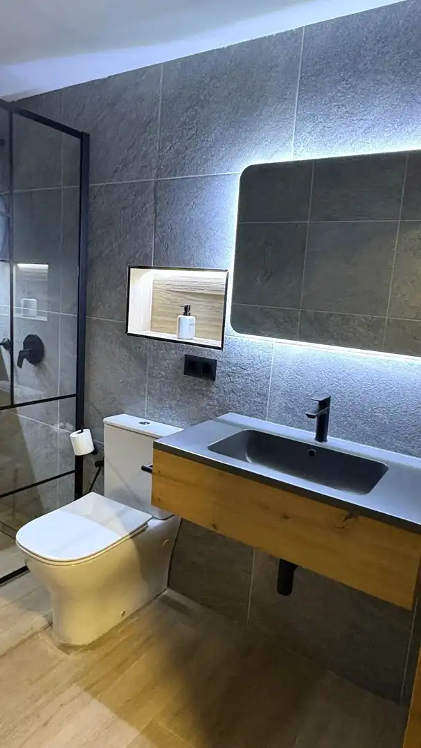 Baño de Apartamento de alquiler en Arona con Amueblado y Se aceptan mascotas