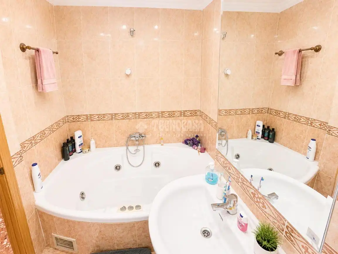 Baño de Piso en venta en Valencia con Trastero