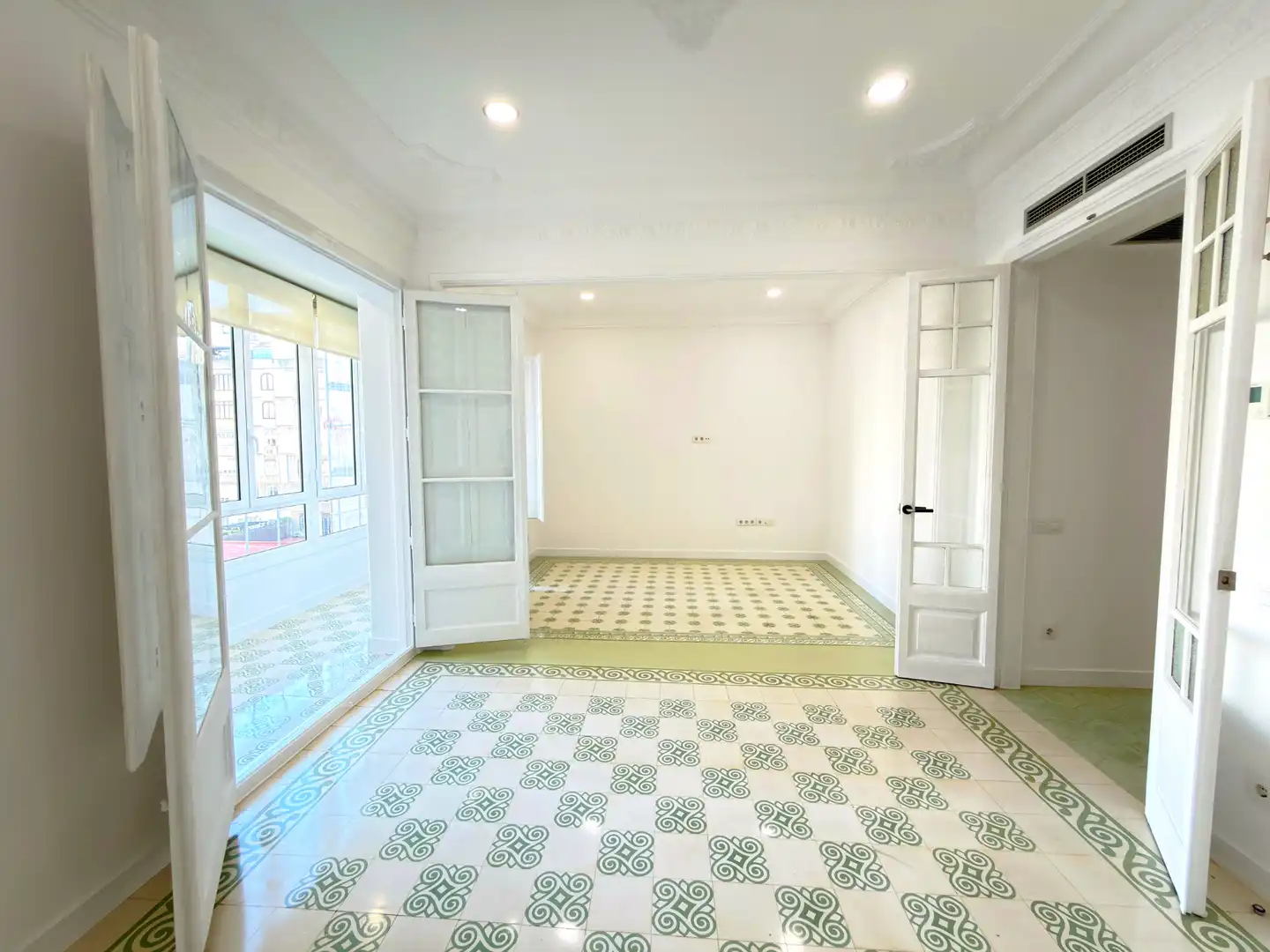Piso en venta en Barcelona con Aire acondicionado, Calefacción y Trastero