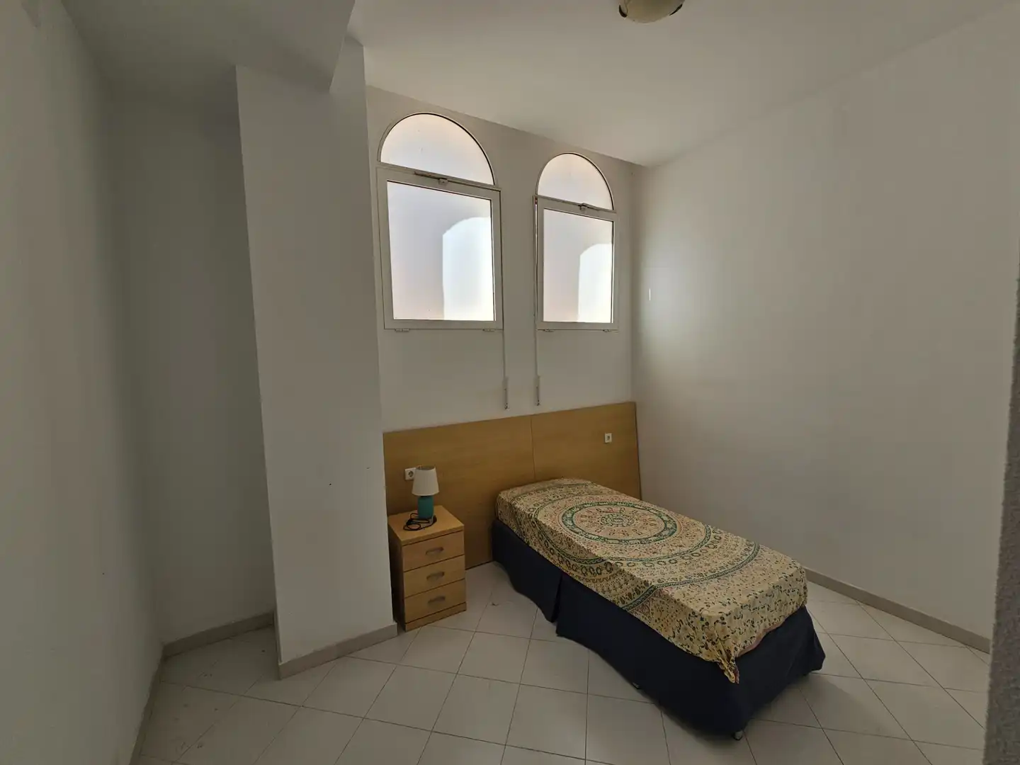 Dormitori de Apartament en venda en La Manga del Mar Menor amb Piscina comunitària