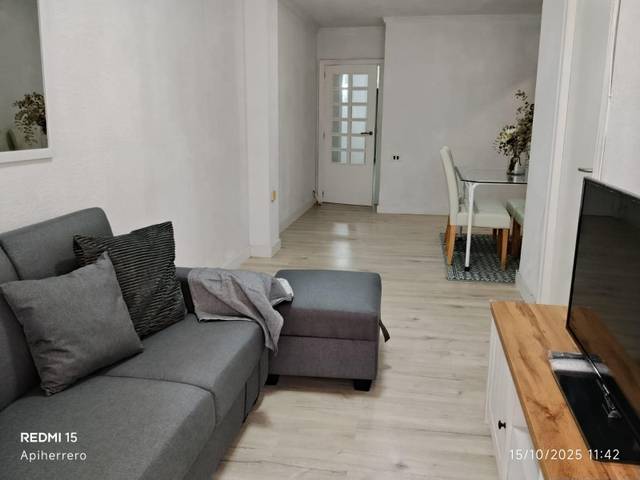 Piso en Alquiler en Ensanche - Diputación